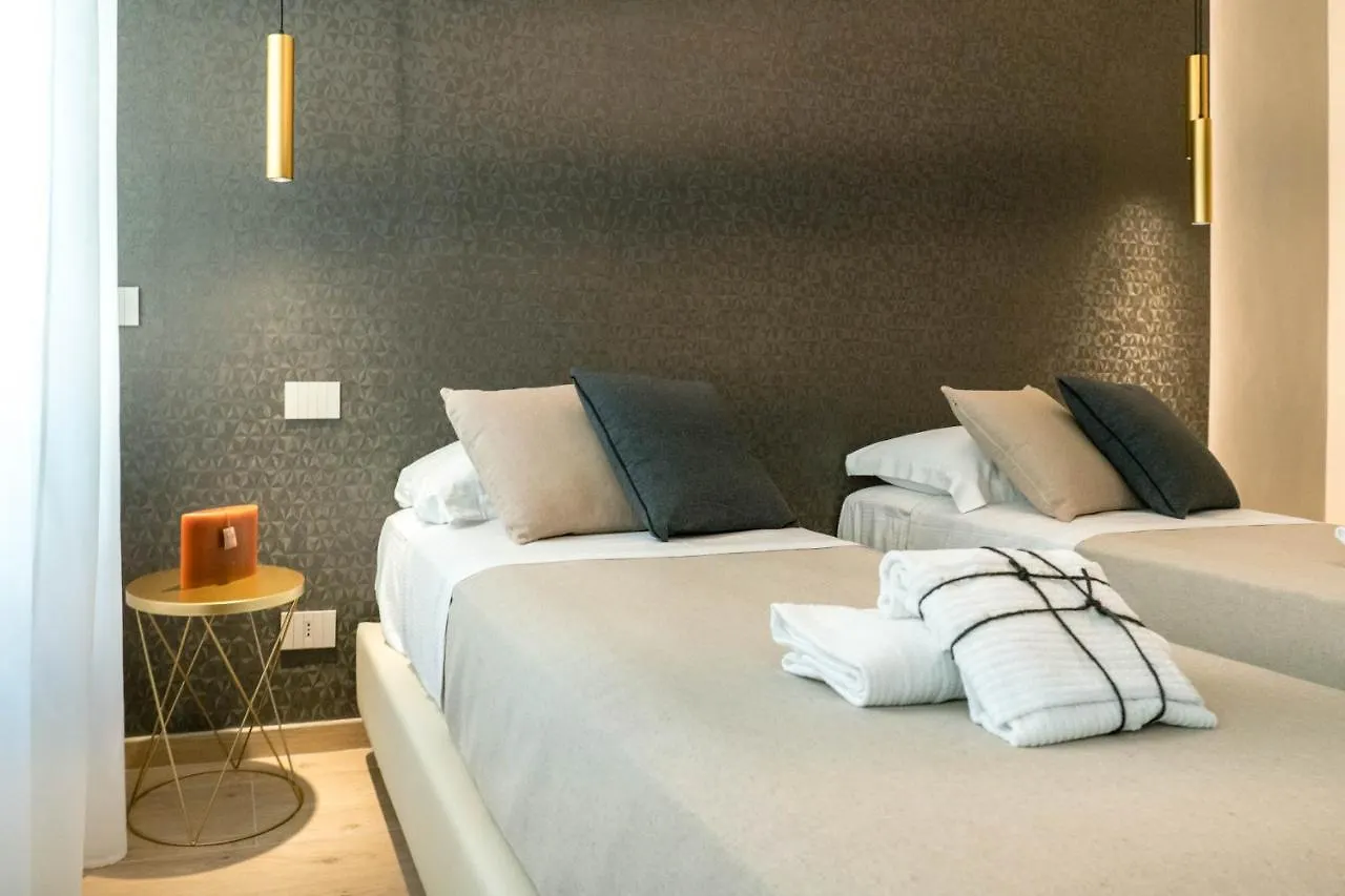 Teseo Rooms & Relax Генуя 0*,