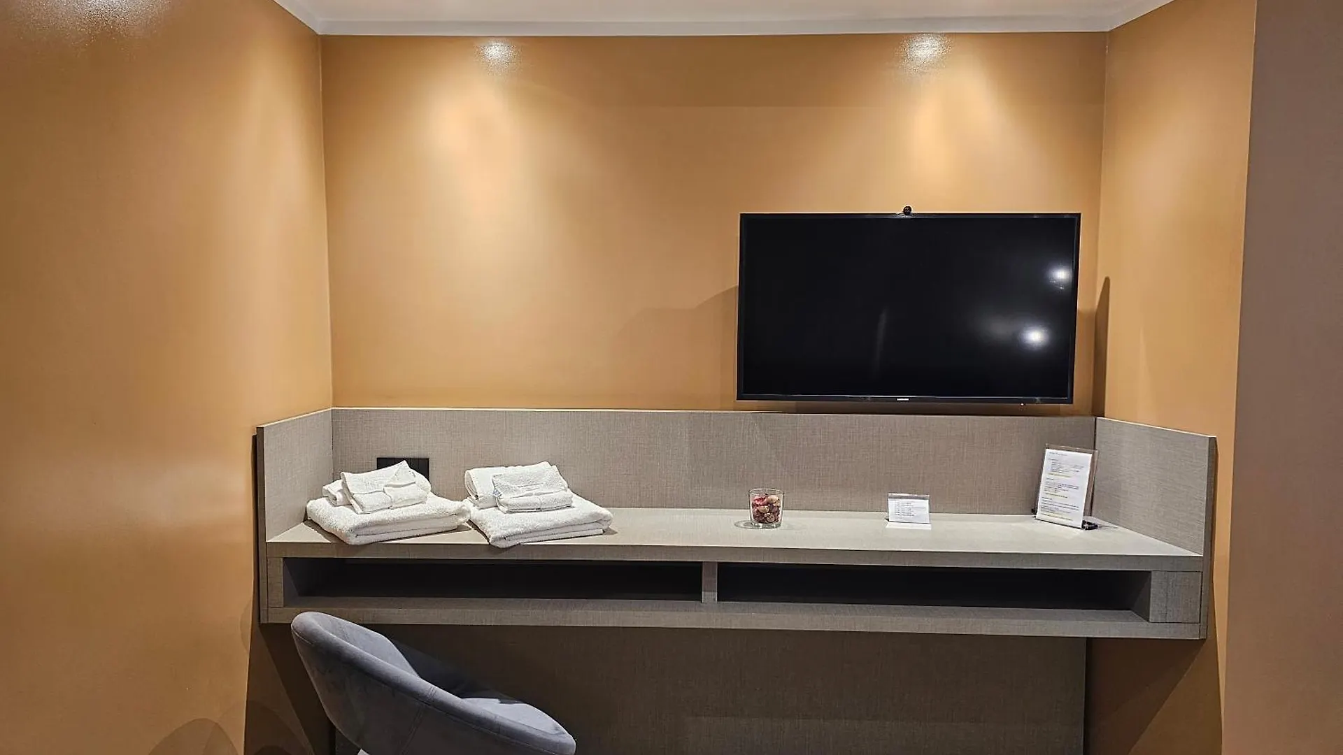 Teseo Rooms & Relax Генуя 0*,